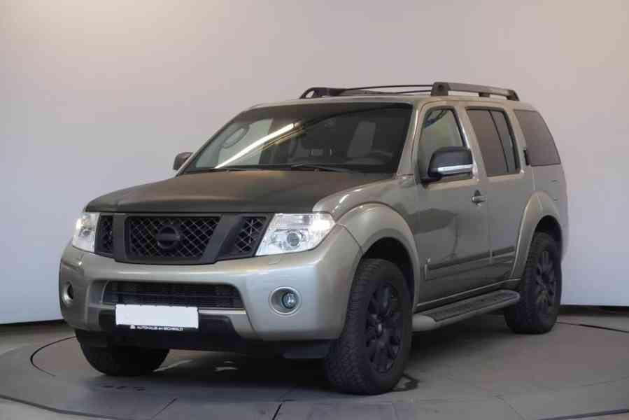 Nissan Pathfinder 3.0 V6 dCi LE BOSE 170kw - foto 1