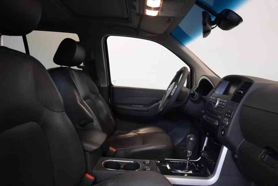 Nissan Pathfinder 3.0 V6 dCi LE BOSE 170kw - foto 7