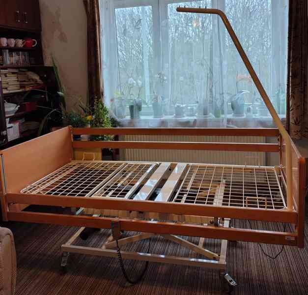 Elektrická polohovací postel - foto 4