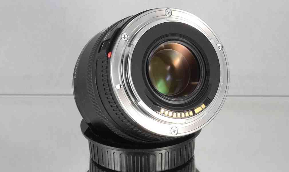 Canon EF 50mm 1:2.5 *full-frame MACRO *UV - foto 4