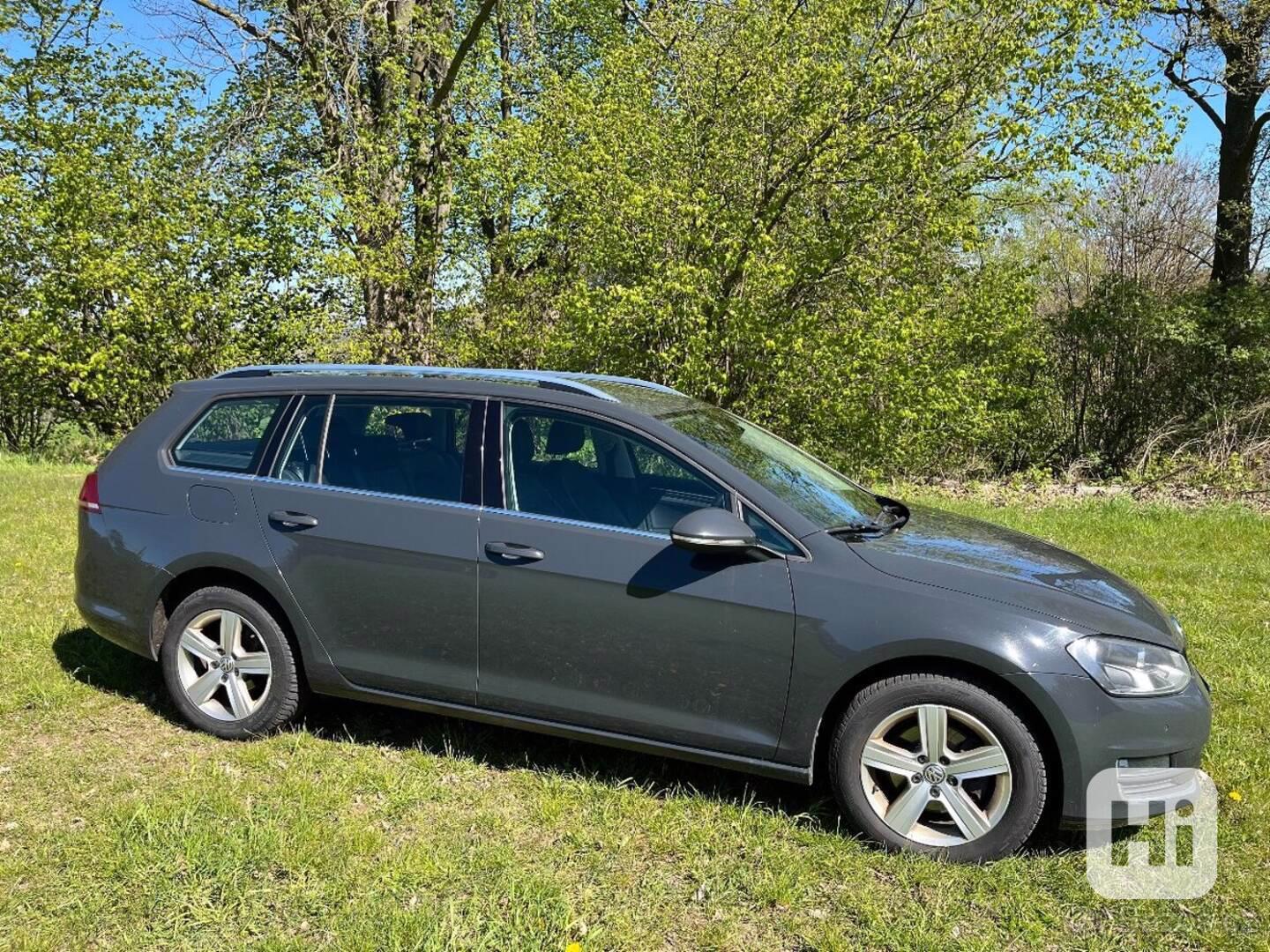 Volkswagen Golf VII Variant Highline 1.6 TDI DSG 2017 - foto 1