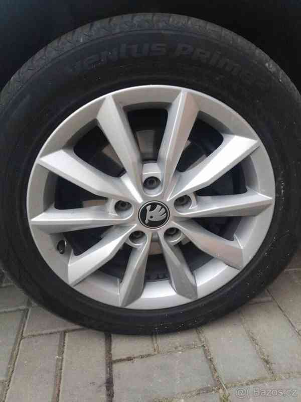 Škoda Octavia 3,0 3 - foto 18