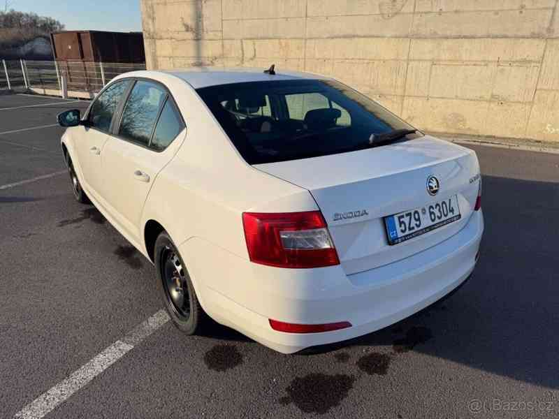Škoda Octavia 3,0 3 - foto 6