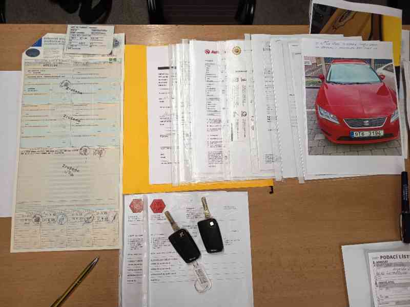 SEAT Leon ST 1,4TGI Reference ČR 1 majitel DPH  - foto 24