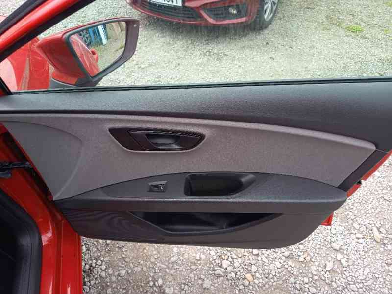 SEAT Leon ST 1,4TGI Reference ČR 1 majitel DPH  - foto 18