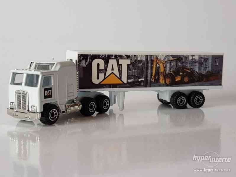 Matchbox Convoy Kenworth Box Truck Cat Caterpillar - foto 9