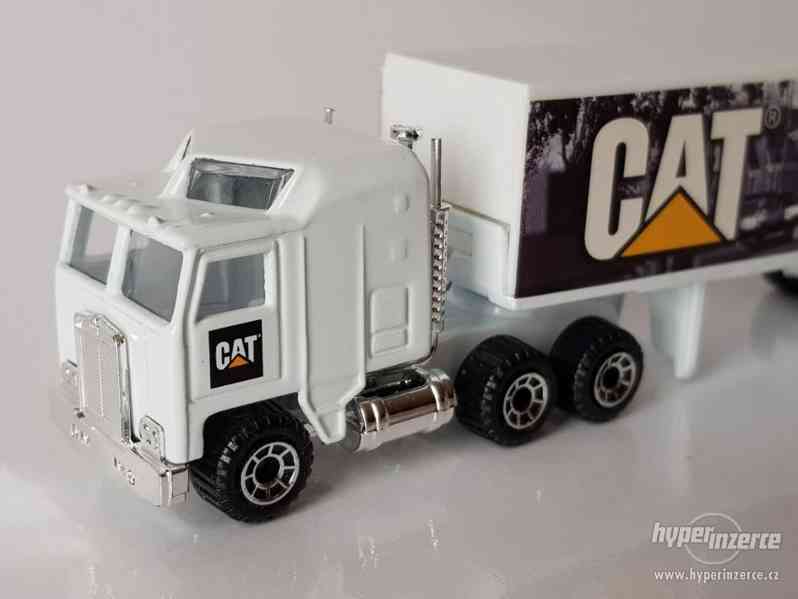 Matchbox Convoy Kenworth Box Truck Cat Caterpillar - foto 14