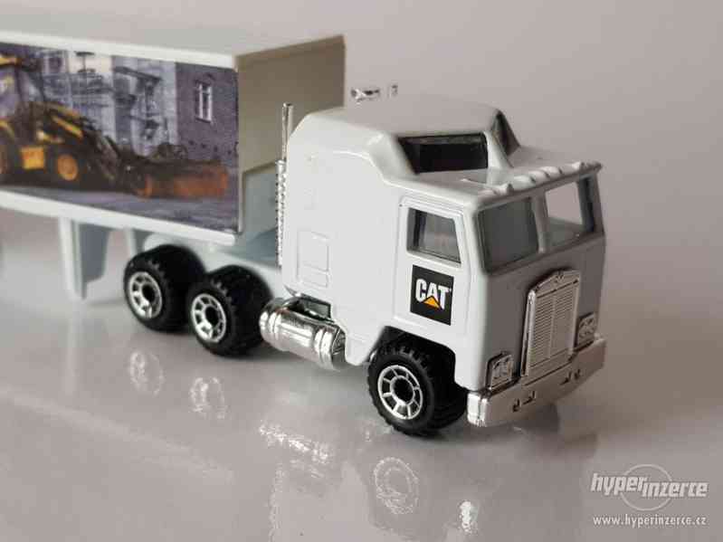 Matchbox Convoy Kenworth Box Truck Cat Caterpillar - foto 17