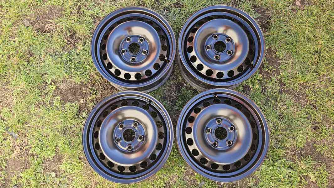 Škoda Octavia 15" disky 6Jx15 5x112 ET47 střed 57,1 mm - foto 1