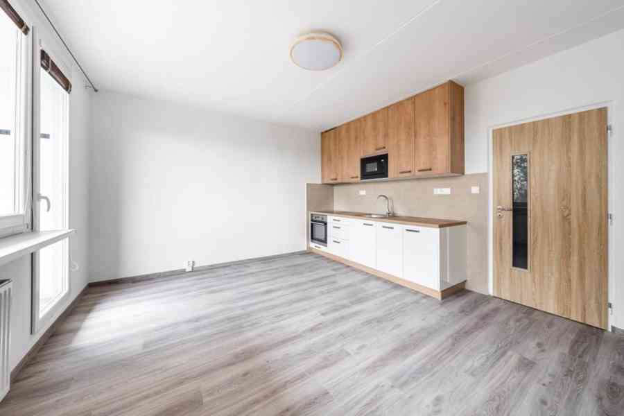 Pronájem bytu 1+kk 26 m² - foto 2
