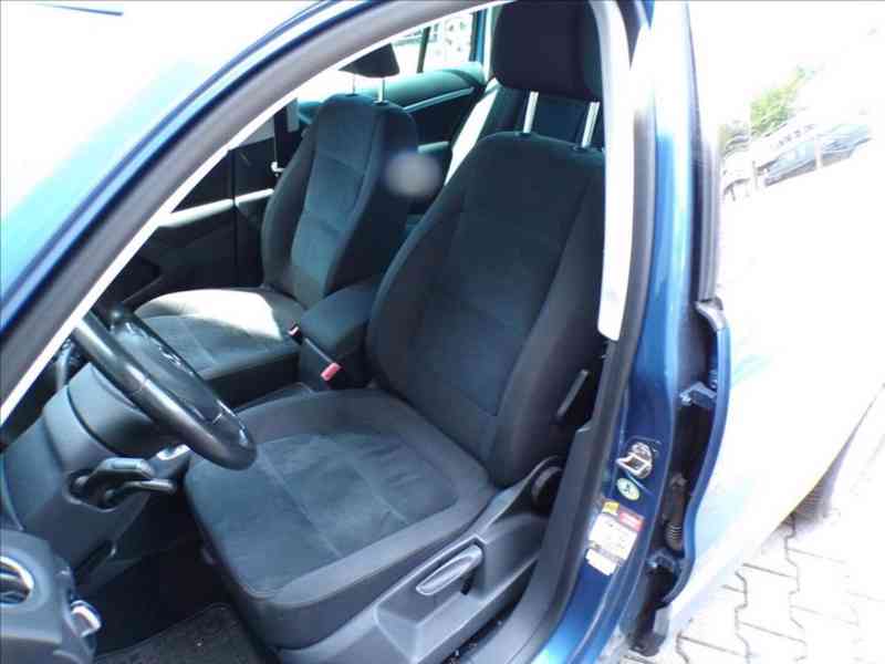 Volkswagen Tiguan 2,0 TDI 4MOTION - foto 8