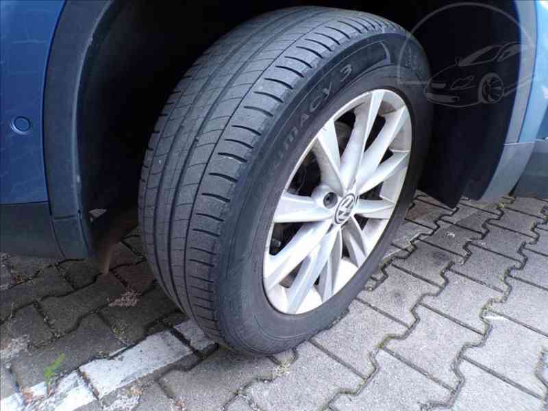 Volkswagen Tiguan 2,0 TDI 4MOTION - foto 15