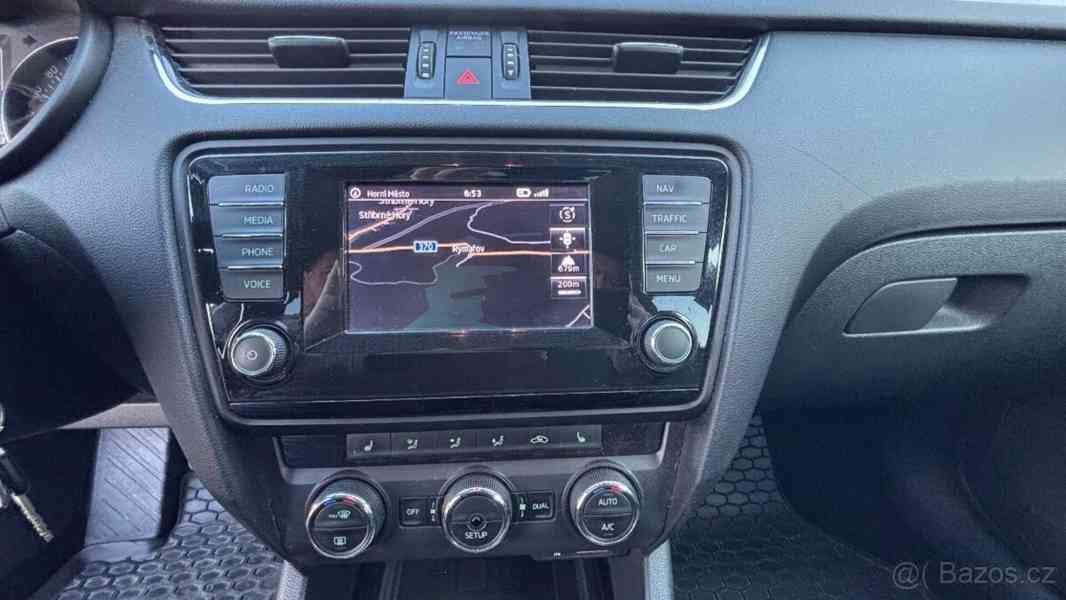 Škoda Octavia 1,6 III TDI, 2014 – Navigace, Tažn - foto 6