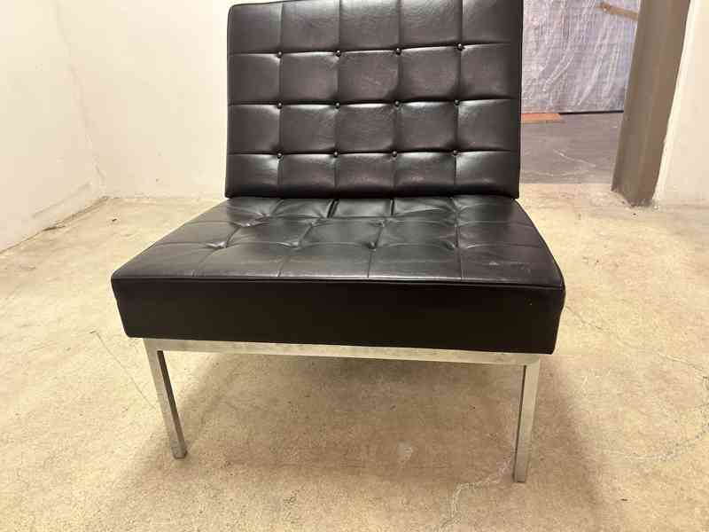 Pohovka + křeslo  - foto 4