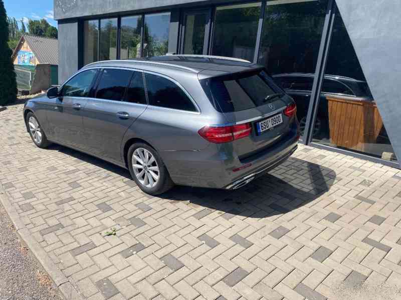 Mercedes-Benz E 300 D - foto 5