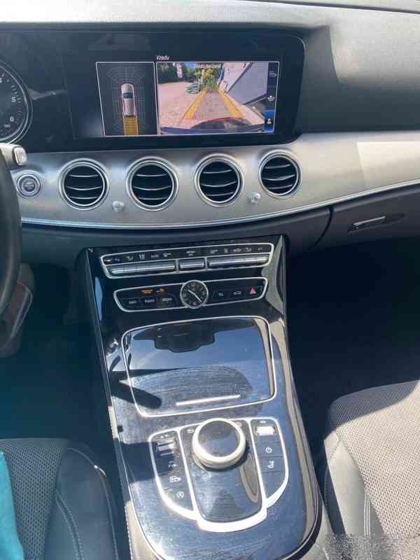 Mercedes-Benz E 300 D - foto 7