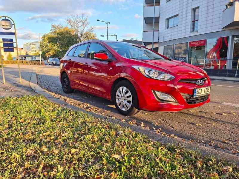 Hyundai i30 1,6   2013 ročník, 99Kw, 1.6 benzín - foto 3