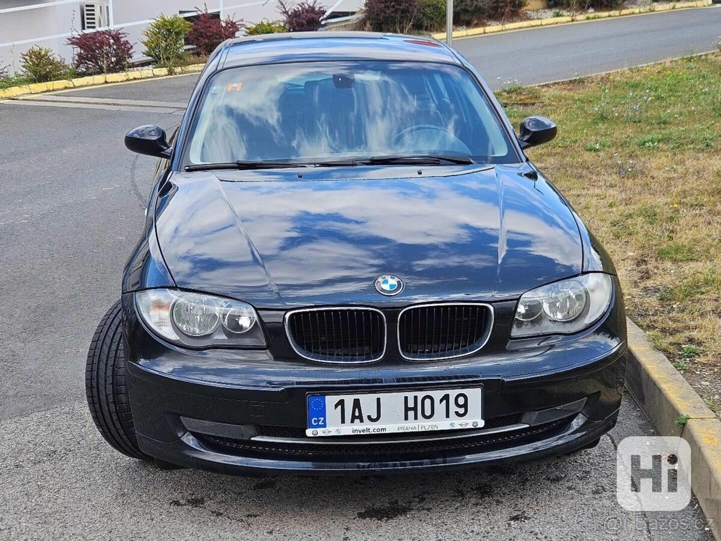 BMW Řada 1 2,3   123d - foto 1