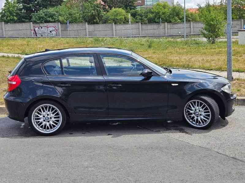BMW Řada 1 2,3   123d - foto 10