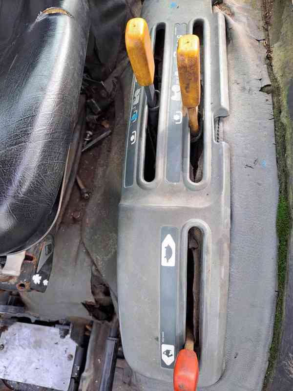 Traktor Kubota B2400  - foto 10