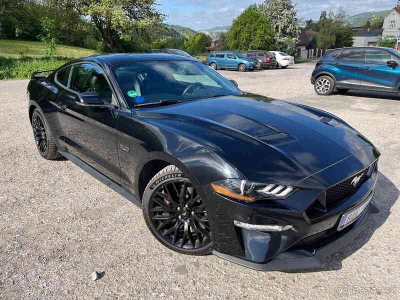Ford Mustang 5,0 - foto 1