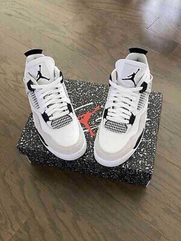 Nike Air Jordan 4  - foto 6