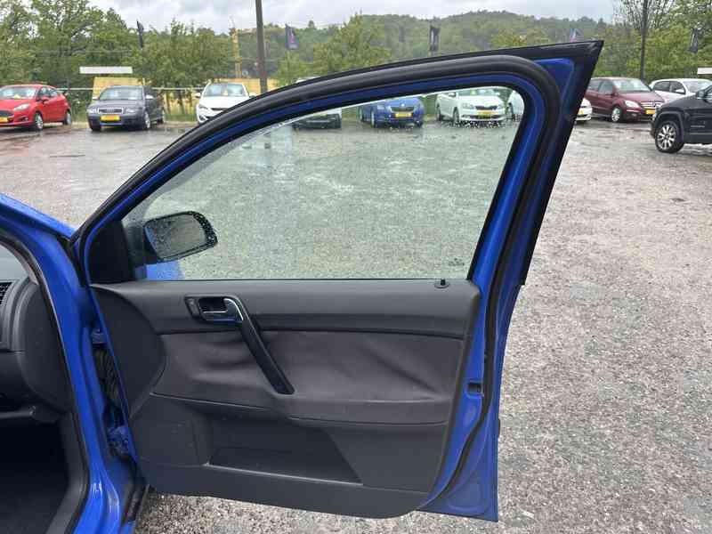Volkswagen Polo 1.2i původ Česká Republika - foto 17