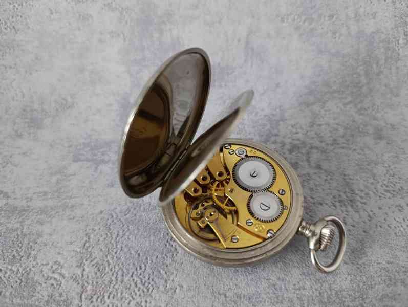 Starožitné kapesní hodinky REVUE  50 mm, erotika - foto 5