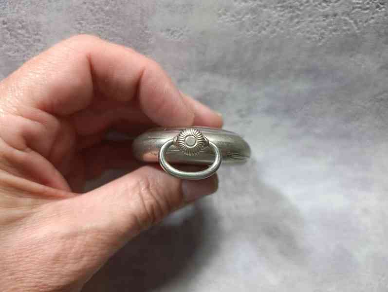 Starožitné kapesní hodinky REVUE  50 mm, erotika - foto 17