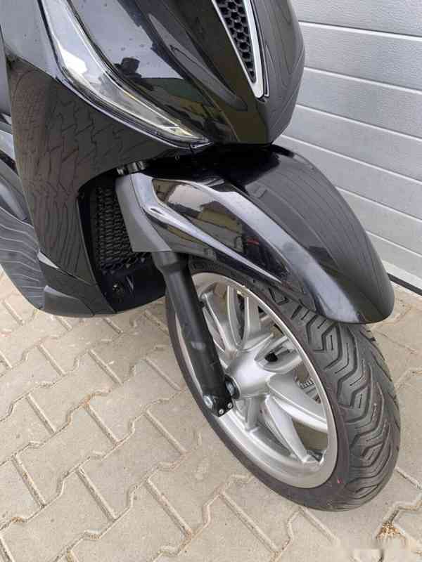 Piaggio Beverly 300 HPe - foto 4
