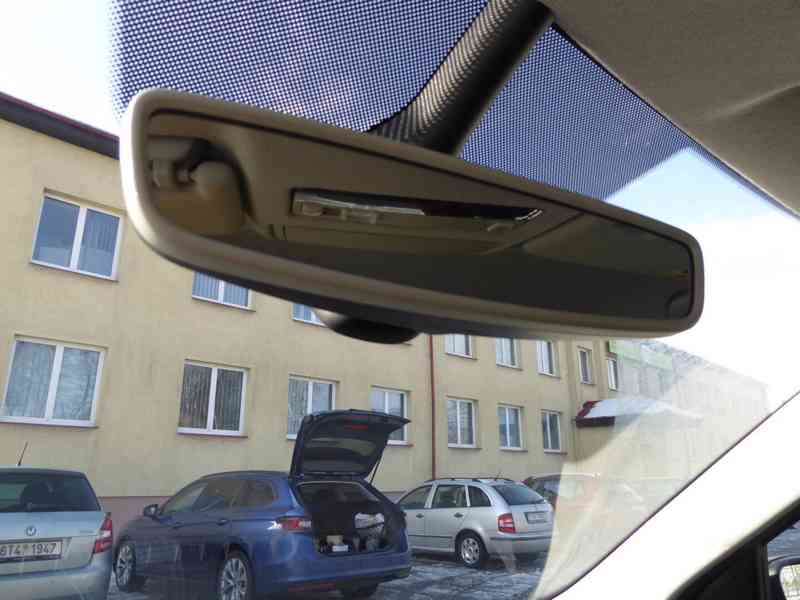 ŠKODA Fabia Combi Style 1,0 TSI 81 kW - foto 25