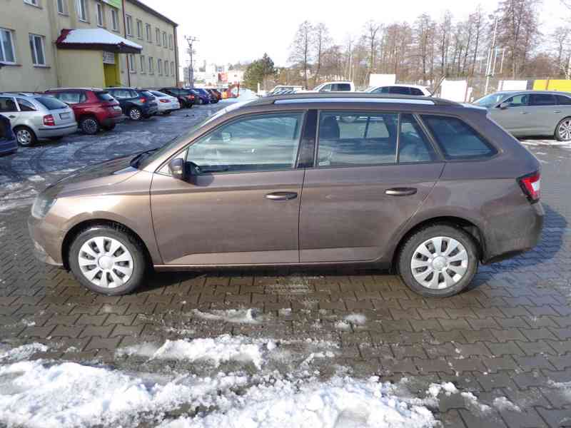 ŠKODA Fabia Combi Style 1,0 TSI 81 kW - foto 2