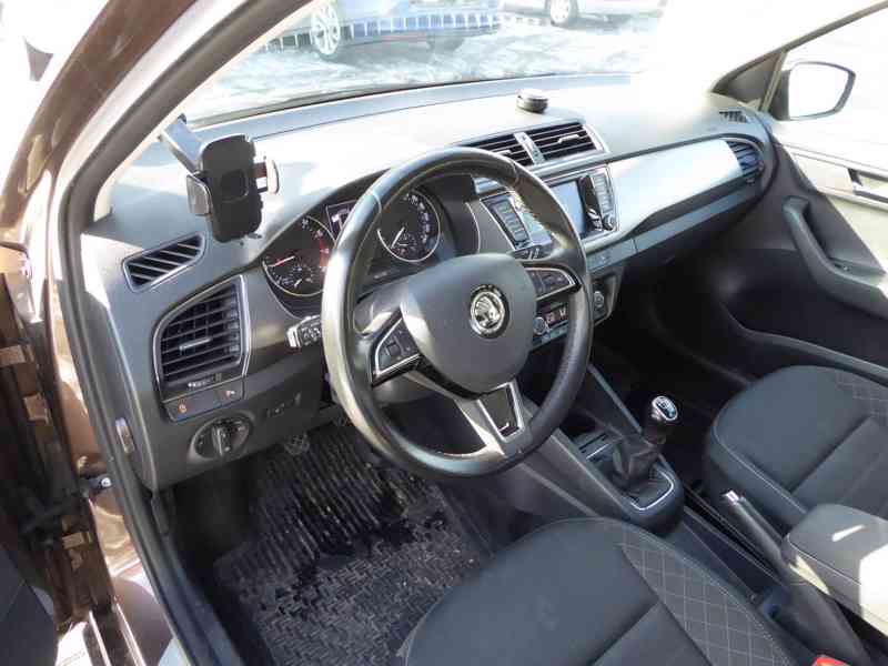 ŠKODA Fabia Combi Style 1,0 TSI 81 kW - foto 16