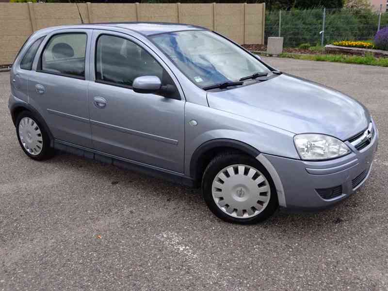 Opel Corsa 1.2i r.v.2005 (klimatizace) - foto 2