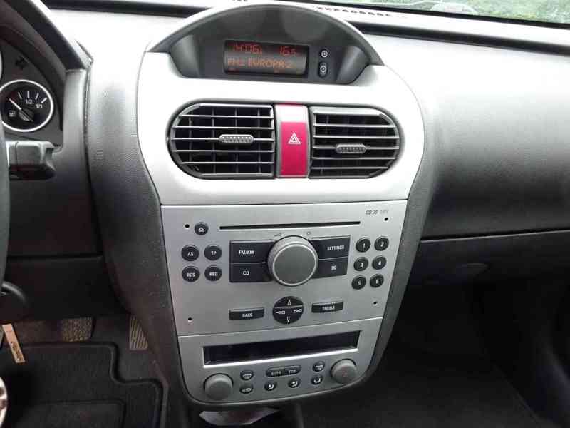 Opel Corsa 1.2i r.v.2005 (klimatizace) - foto 8