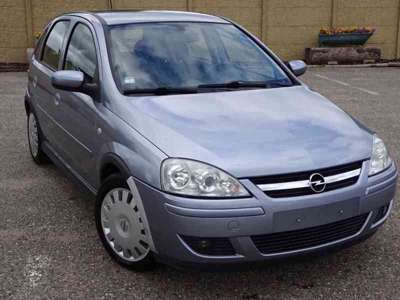 Opel Corsa 1.2i r.v.2005 (klimatizace) - foto 1