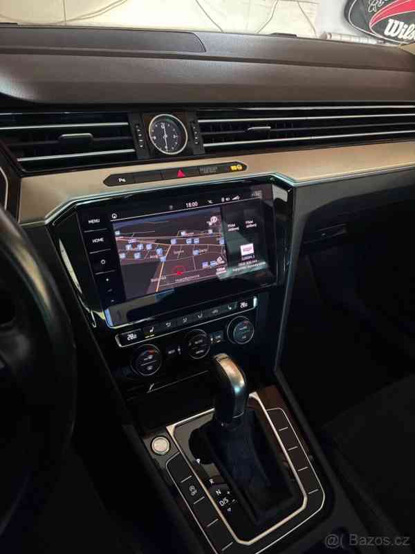 Volkswagen Passat 2,0   R-LINE, 140 kw, VIRTUAL - foto 7