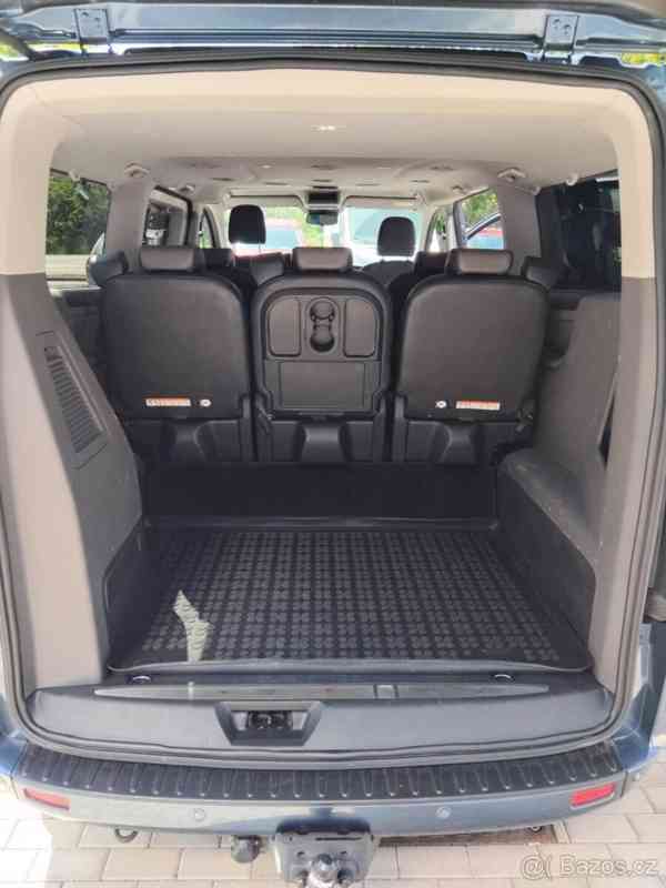 Ford Tourneo Custom 2,0   Titanium X 2022 - foto 3