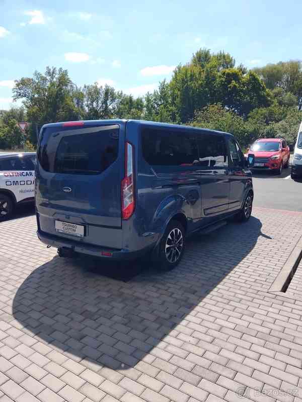 Ford Tourneo Custom 2,0   Titanium X 2022 - foto 10