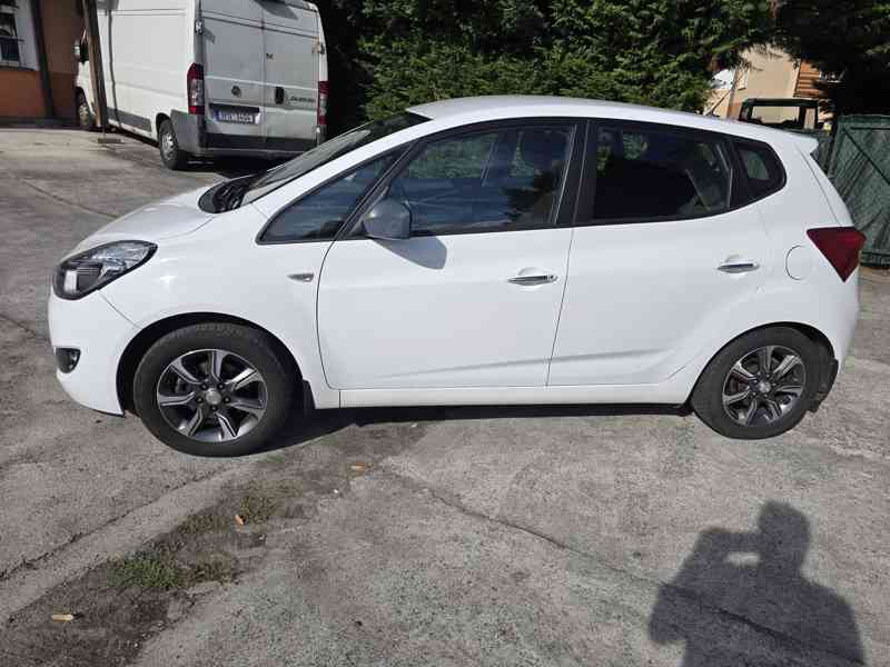 Hyundai Ix20, 1.6i, 1. majitel, odpočet DPH - foto 2