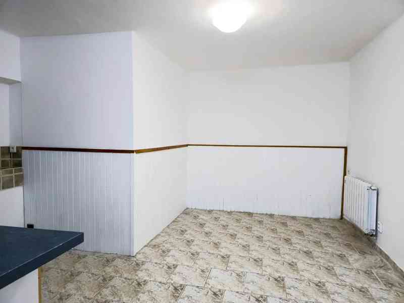 Pronájem bytu 1+kk 35 m² - foto 2