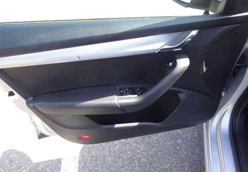 Škoda Octavia 2.0 TDI Combi r.v.2014 (110 kw) - foto 5