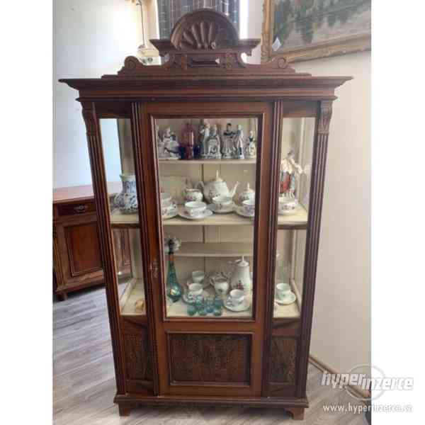 starožitná vitrina - skleník - foto 2