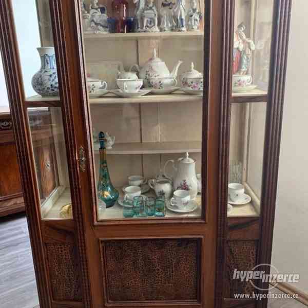 starožitná vitrina - skleník - foto 4