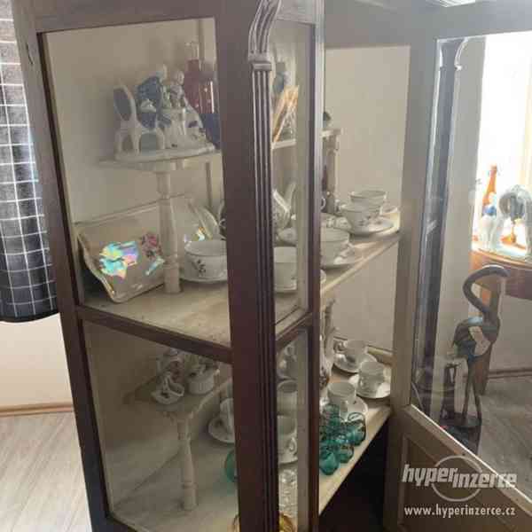 starožitná vitrina - skleník - foto 5