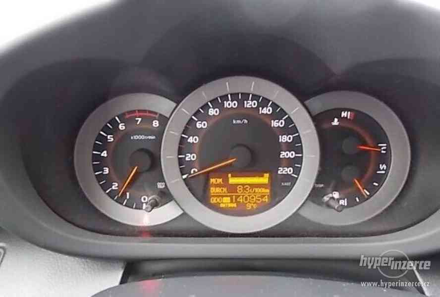Toyota RAV4 Sol 2,0i benzín 112kw - foto 14