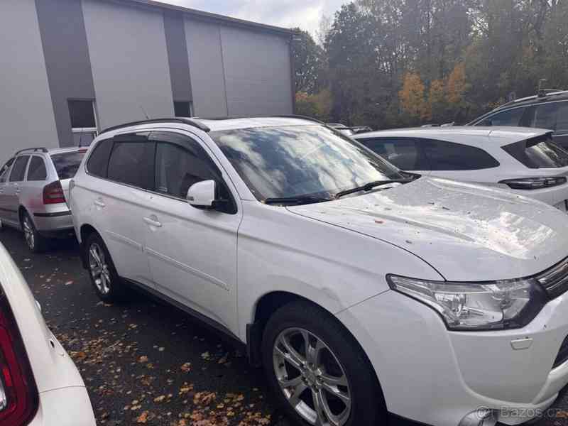 Mitsubishi Outlander 2,2 - foto 1