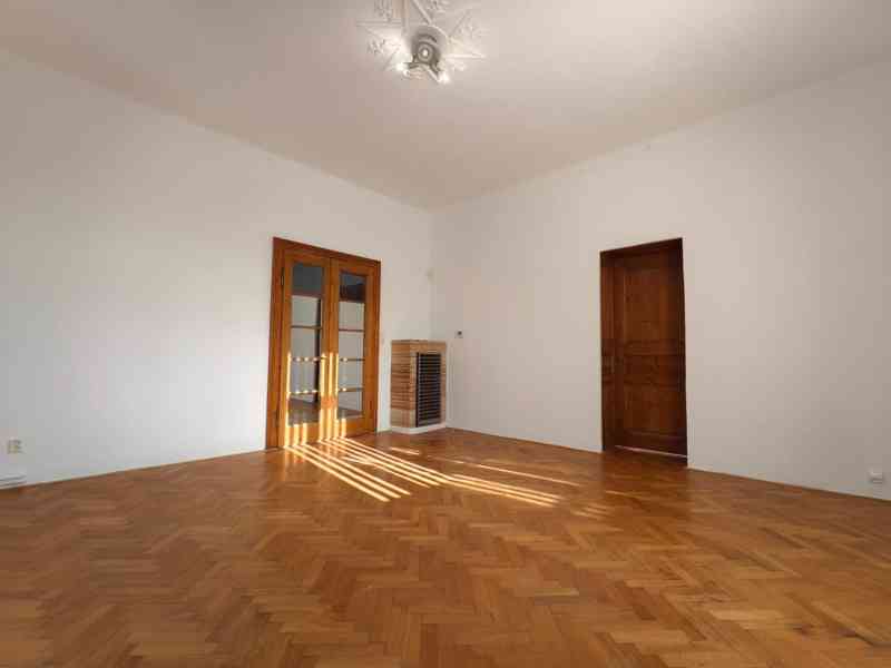 Pronájem 4+1, 125m2 (park.,zahr.)(Staré Město, nám. Štef.)  - foto 6