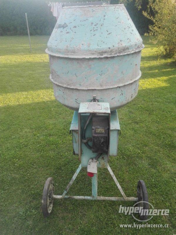 Stavební míchačka - foto 1
