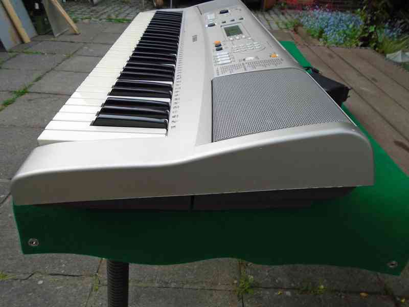 Yamaha digitální klávesy PSR-E313 funkční hrají pěkně - foto 6